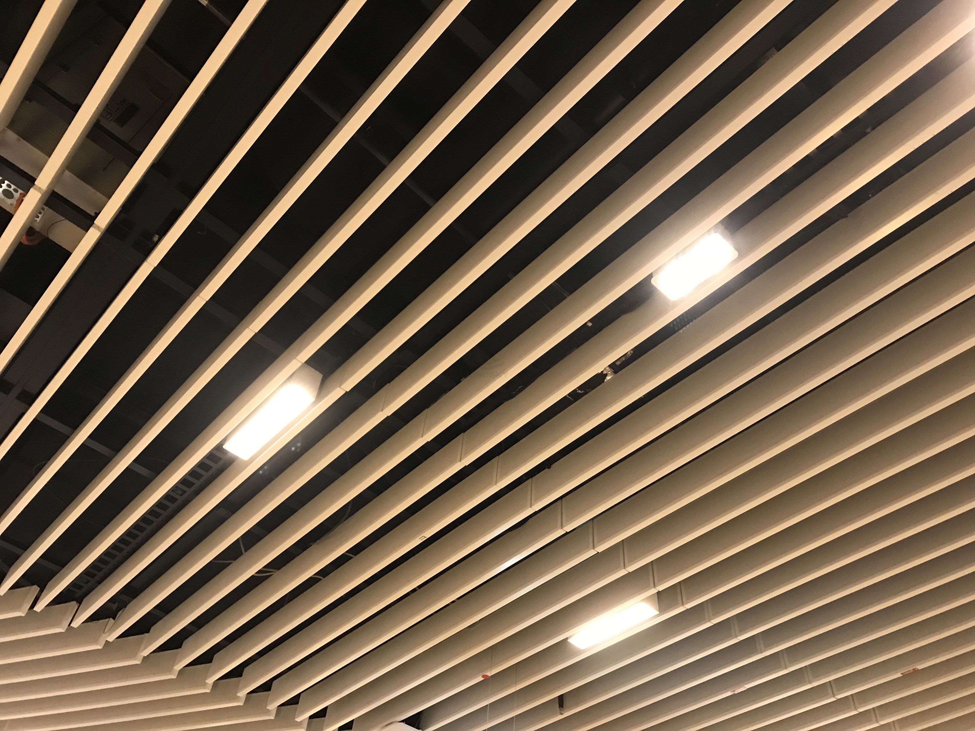 Aluminum Baffle Ceiling （U ballfe）